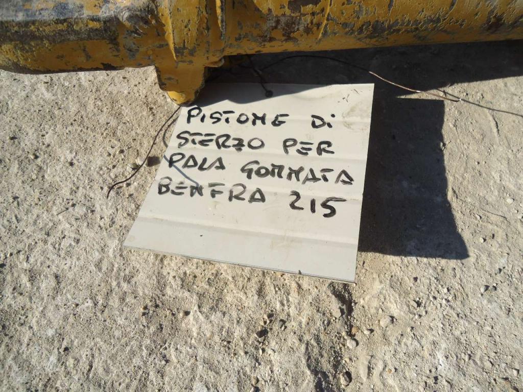 Steering piston for Benfra 215 Photo 3