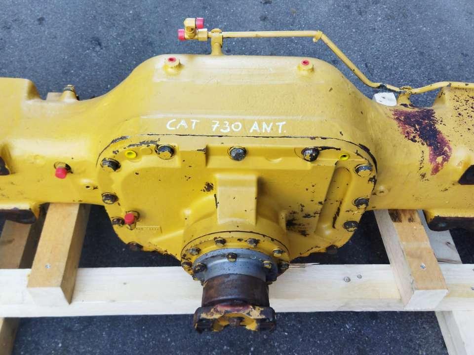 Front axle for Caterpillar 730 Photo 3