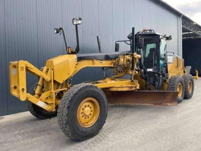 Caterpillar 140M sold by Smitma B.V.