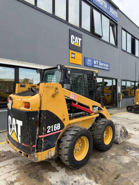 Caterpillar 216B Photo 5