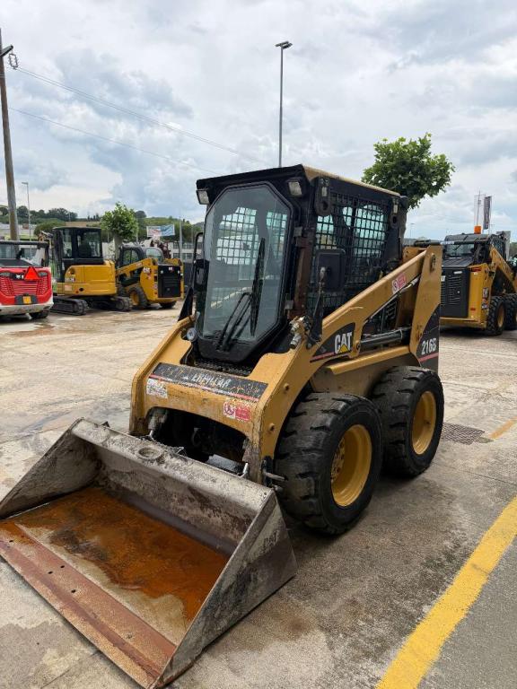 Caterpillar 216B Photo 8