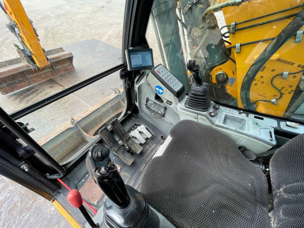 Liebherr R914 Compact Litronic Photo 18