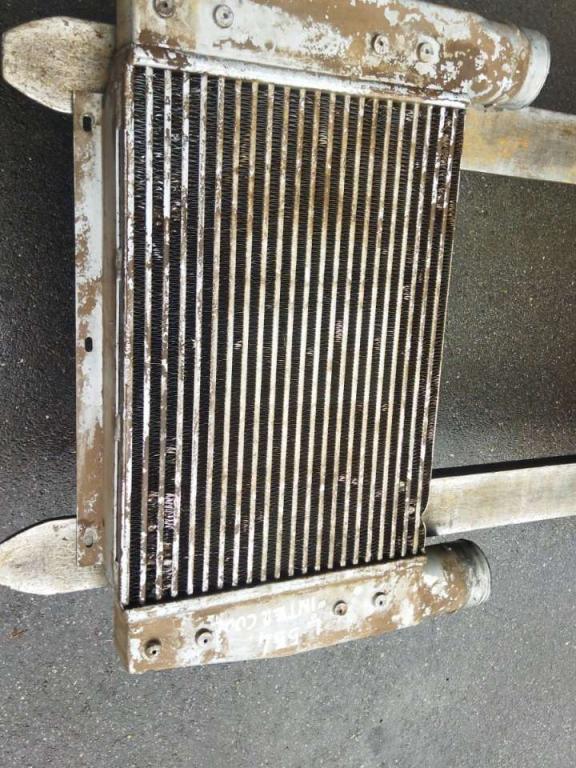 Radiator intercooler for Liebherr L 554 Photo 3