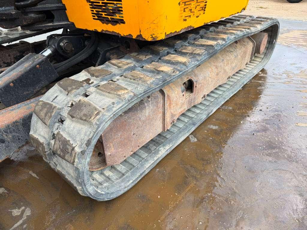 JCB 48Z-1 - Hammer Lines / Quick Coupler Photo 22