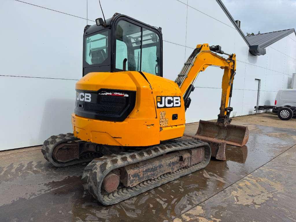 JCB 48Z-1 - Hammer Lines / Quick Coupler Photo 5