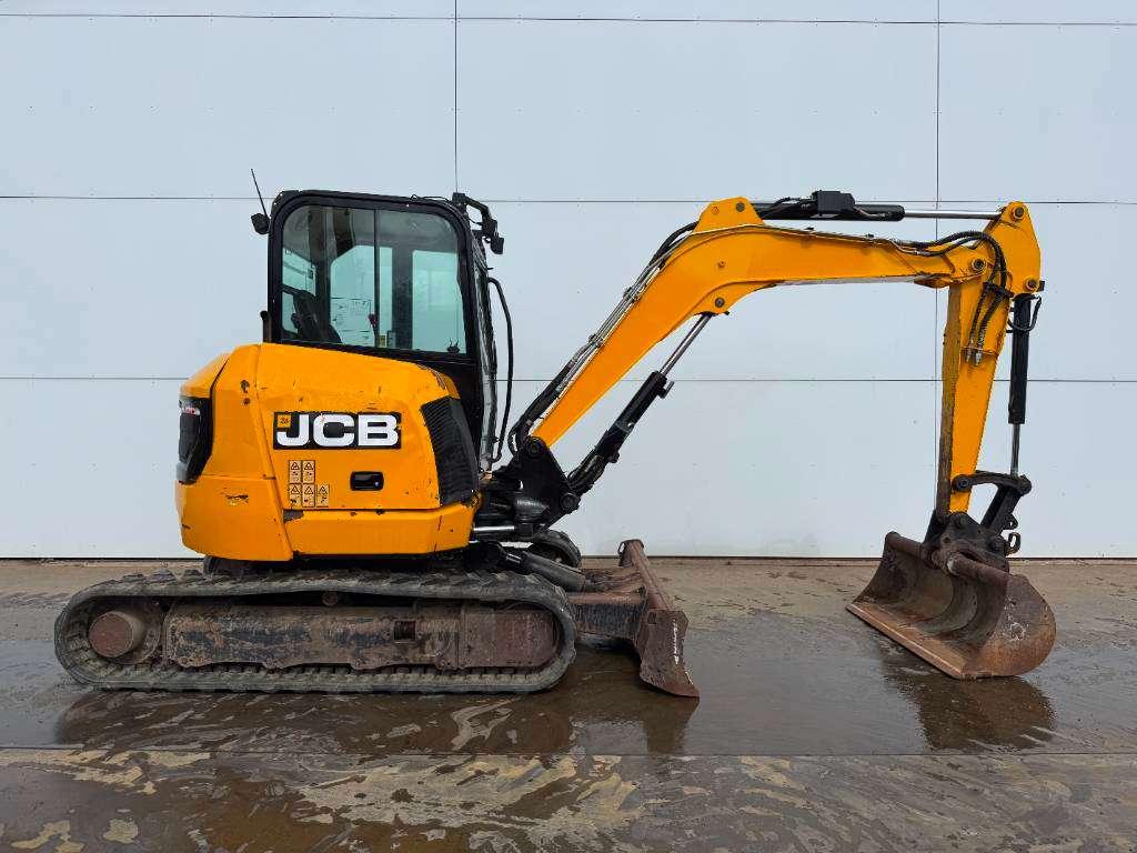 JCB 48Z-1 - Hammer Lines / Quick Coupler Photo 6