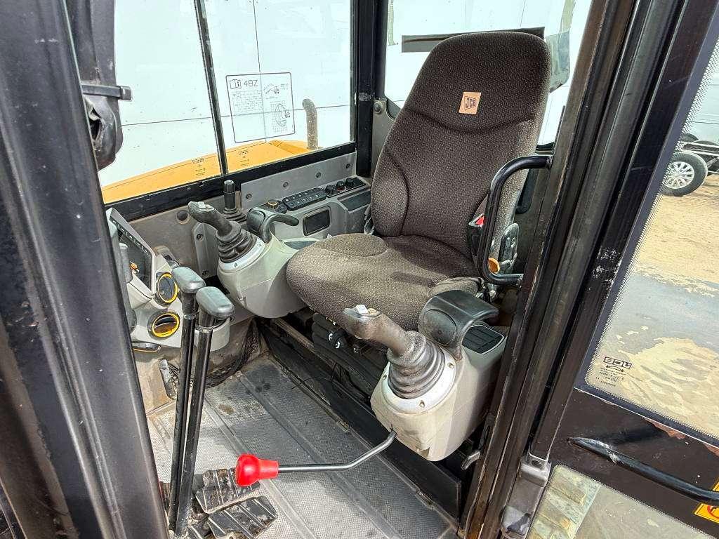 JCB 48Z-1 - Hammer Lines / Quick Coupler Photo 8