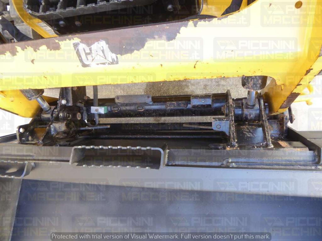 Caterpillar 239D HF Photo 12