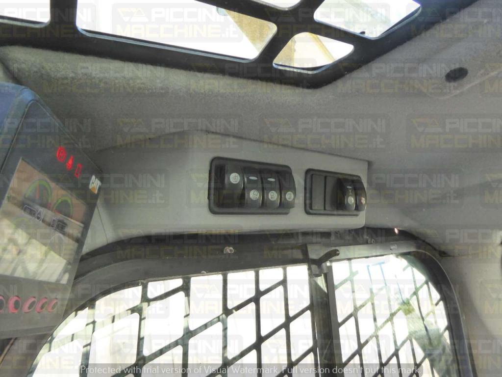 Caterpillar 239D HF Photo 26