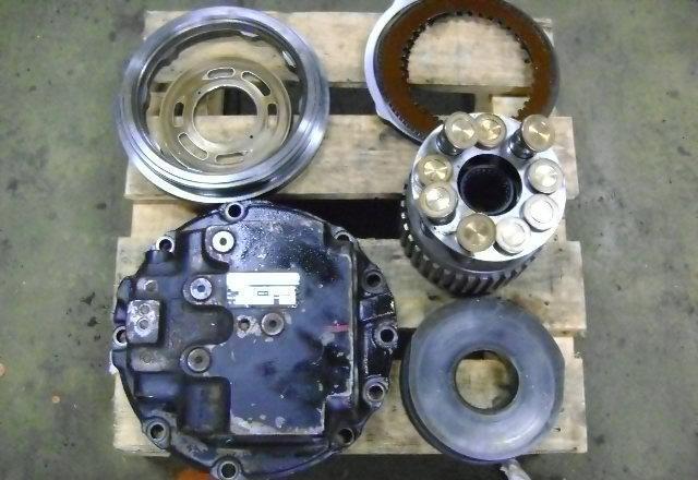 Translation motor for New Holland E 215 Photo 3