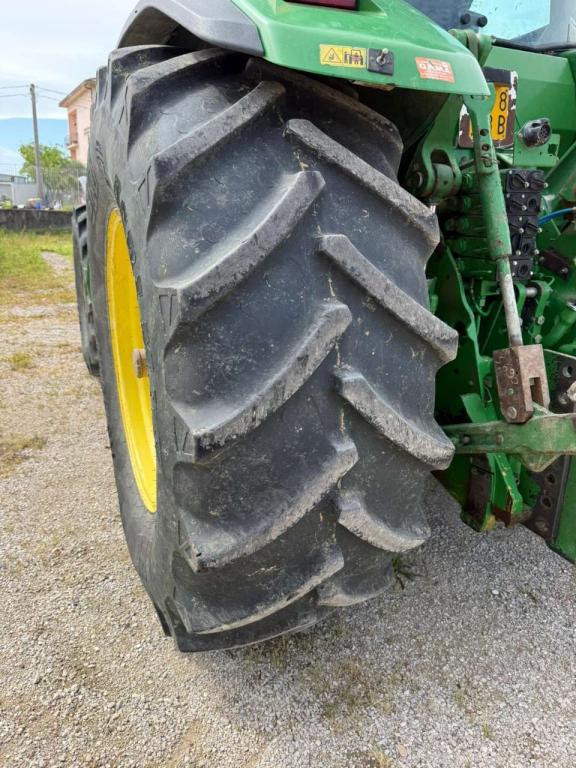 John Deere 8200 Photo 7