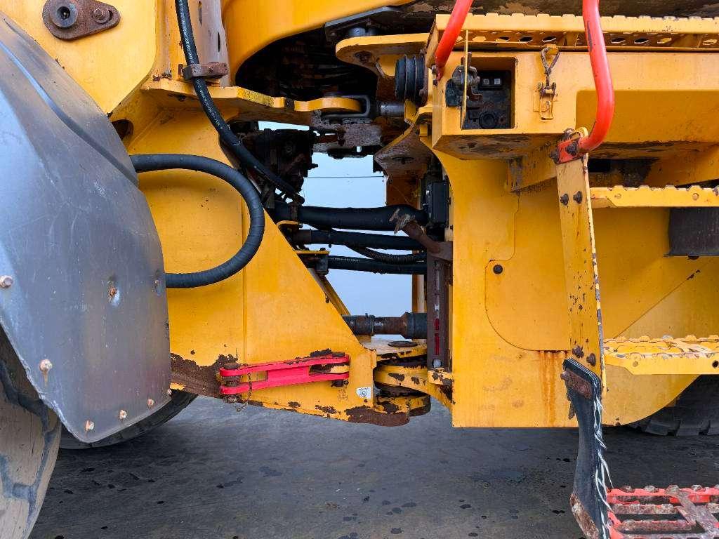 Volvo L120H - 3rd Function / Quick Coupler Photo 21