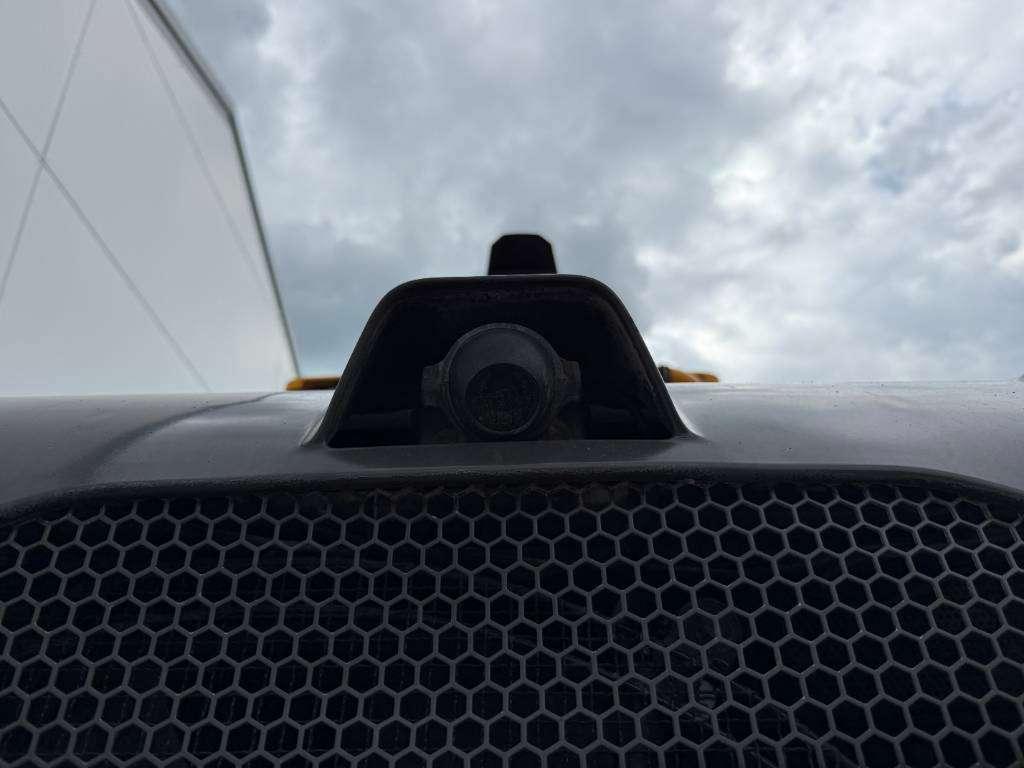 Volvo L120H - 3rd Function / Quick Coupler Photo 30