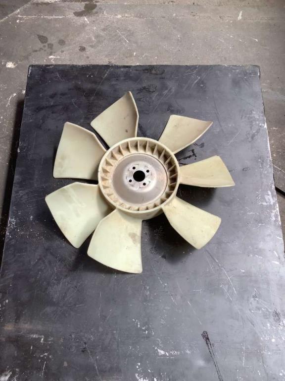 Radiator fan for Hitachi ZX 135-5 Photo 2