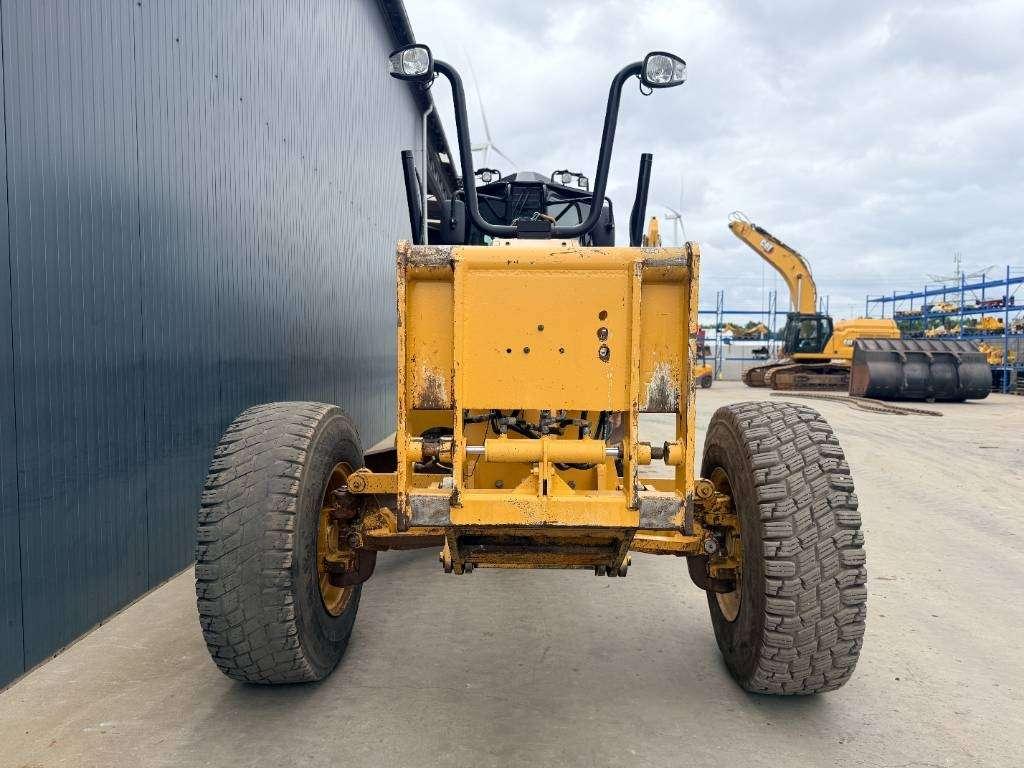 Caterpillar 140M3 Photo 12