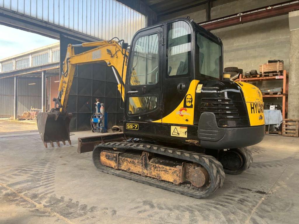 Hyundai Robex 55-7A Photo 2