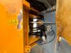 Liebherr L580 - Automatic Greasing / Heated Seat Photo 19 thumbnail