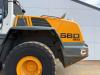 Liebherr L580 - Automatic Greasing / Heated Seat Photo 26 thumbnail