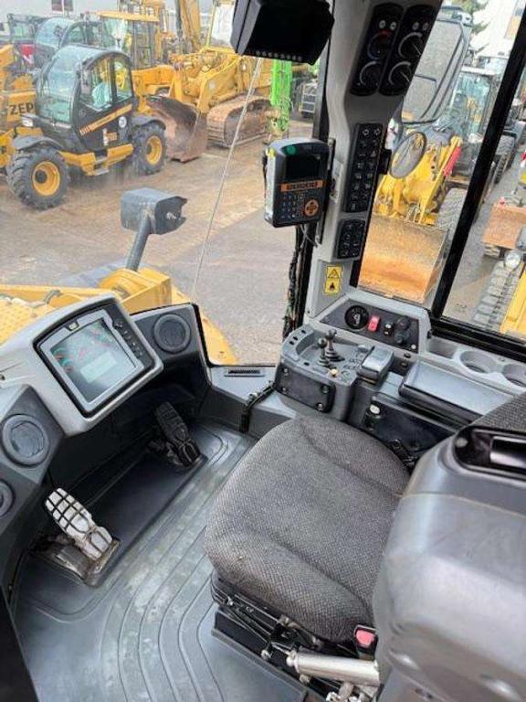 Caterpillar 966K Photo 11