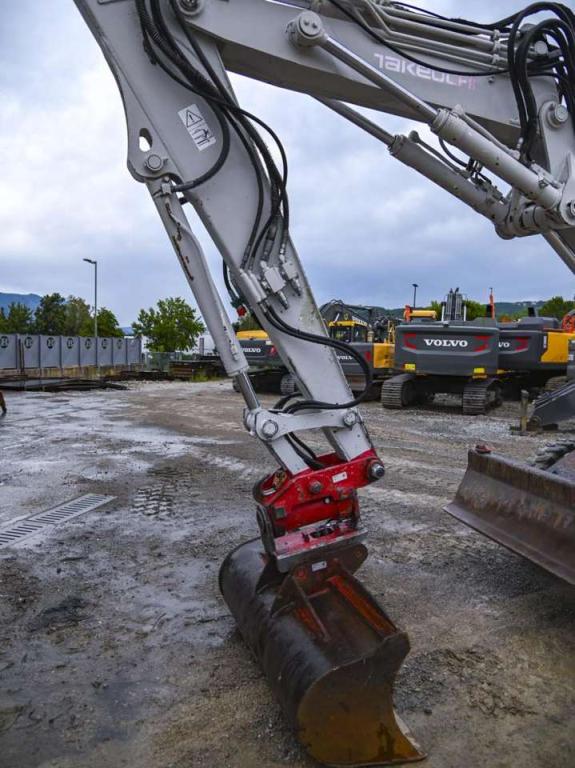 Takeuchi TB175W Photo 11
