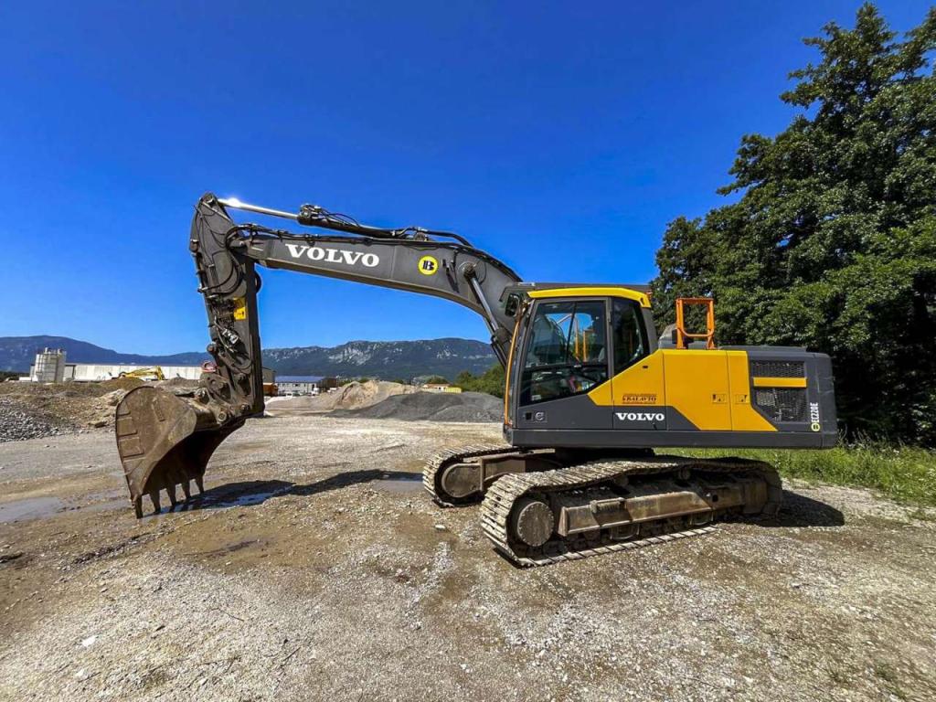 Volvo EC220ENL Photo 3