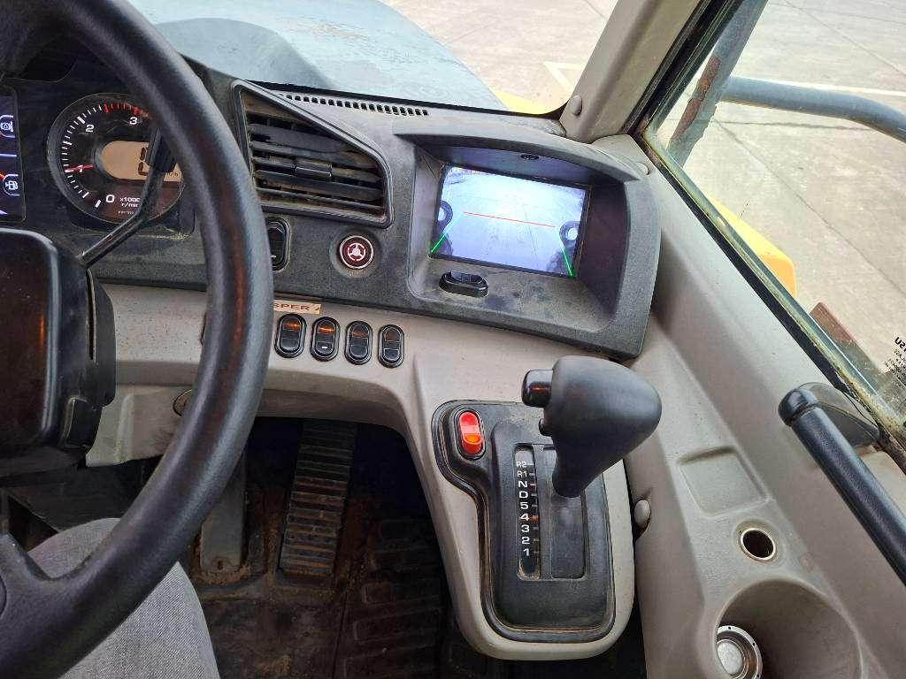 Komatsu HM 300-3 Photo 11