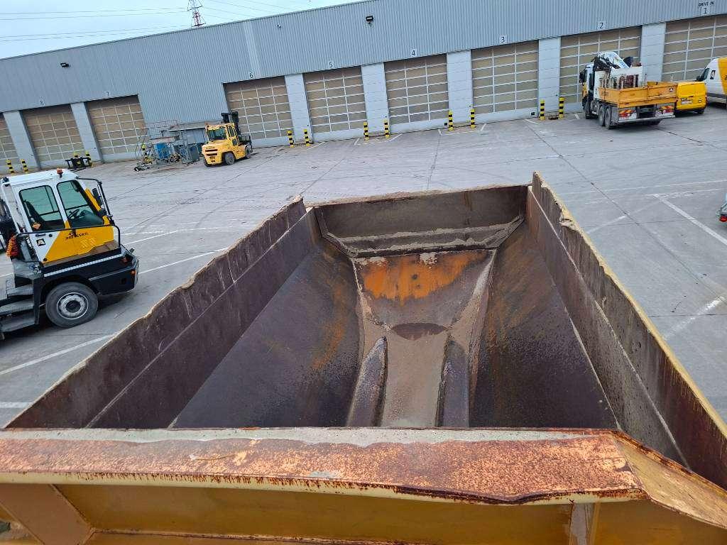 Komatsu HM 300-3 Photo 13