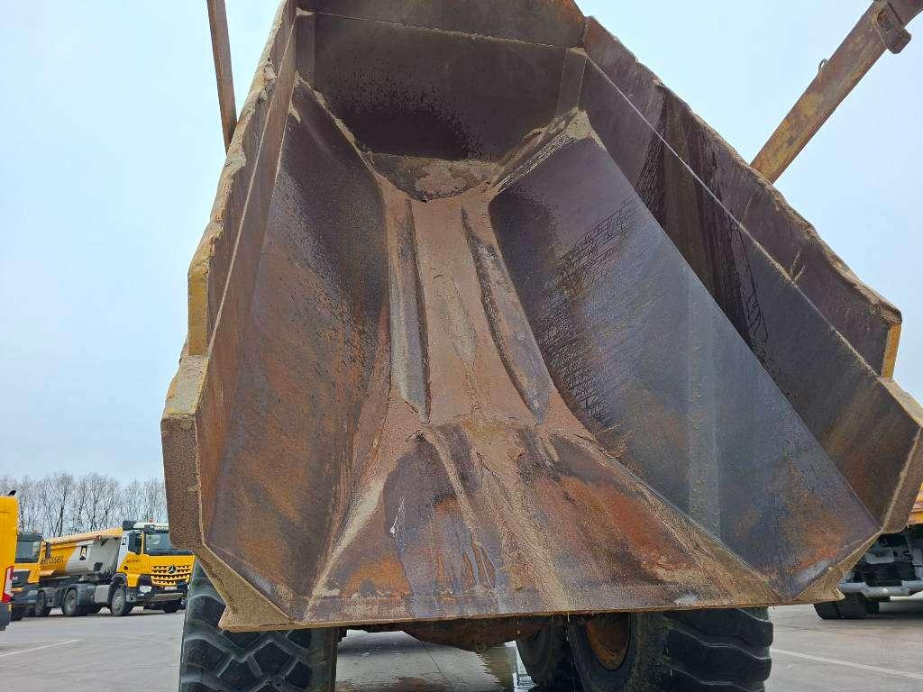 Komatsu HM 300-3 Photo 23