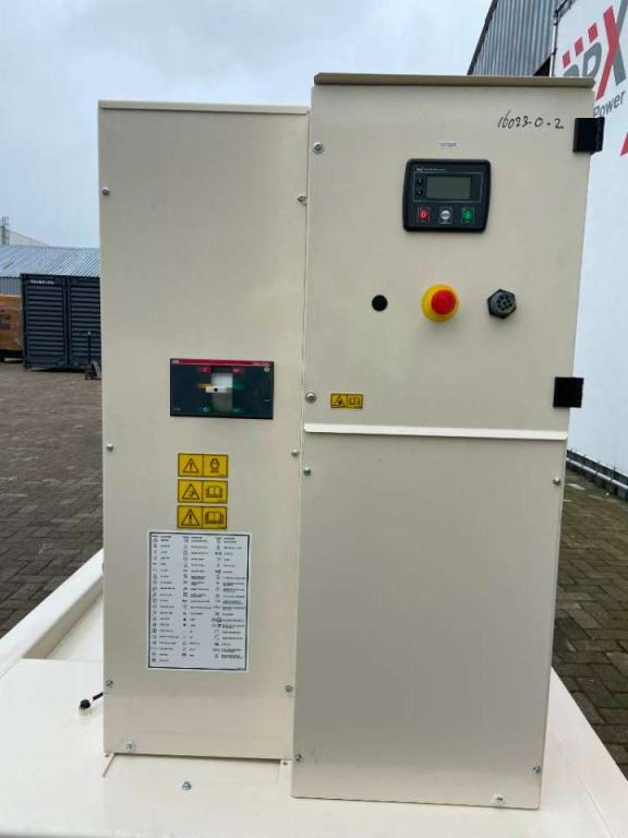 FG Wilson P660-3 - 660 kVA Open Genset - DPX-16022-O Photo 6