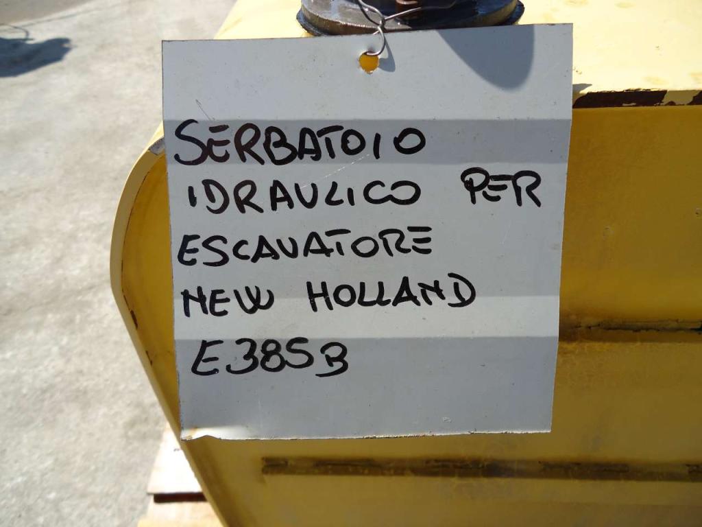 Oil tank for New Holland 385B Photo 5