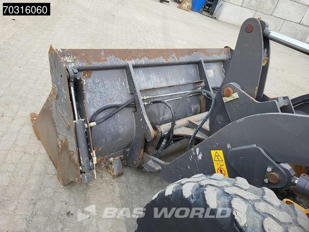 Volvo L30 G Photo 19