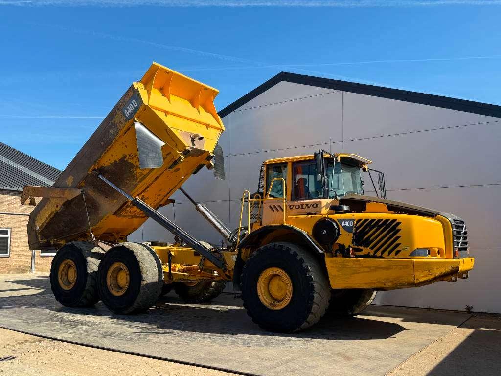 Volvo A40D - Tailgate / Heated Seat Photo 18