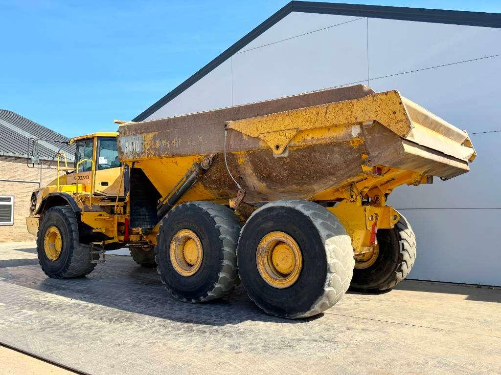 Volvo A40D - Tailgate / Heated Seat Photo 2