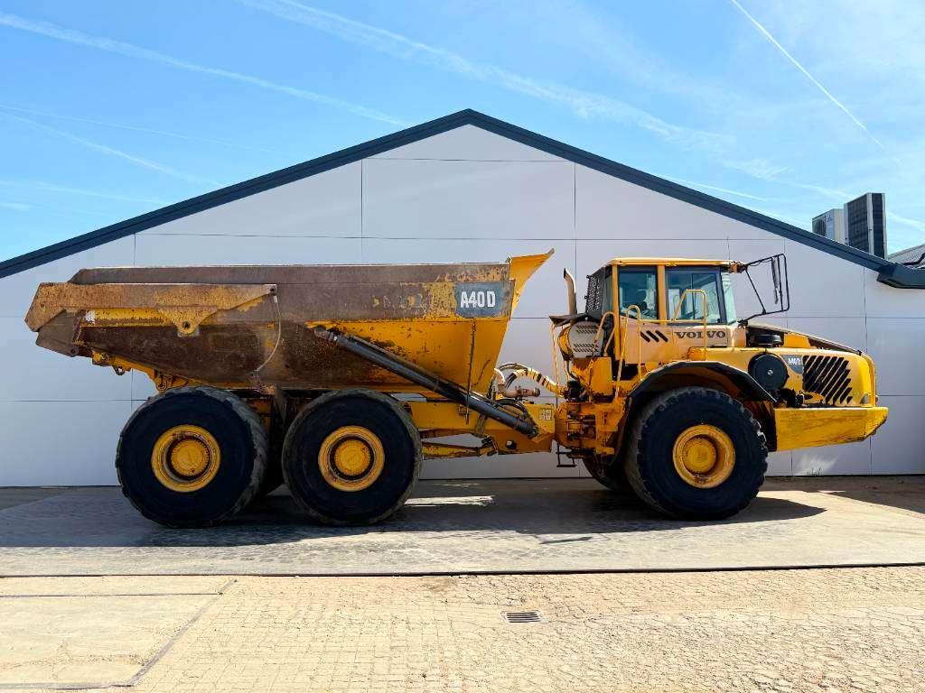 Volvo A40D - Tailgate / Heated Seat Photo 5