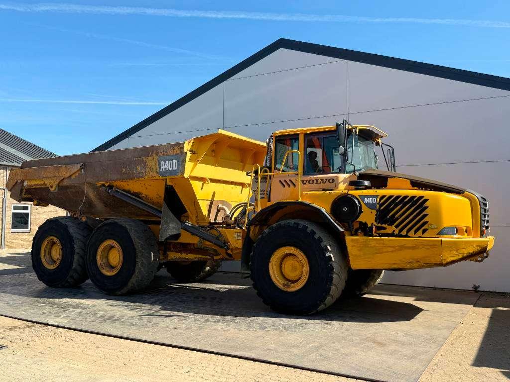 Volvo A40D - Tailgate / Heated Seat Photo 6