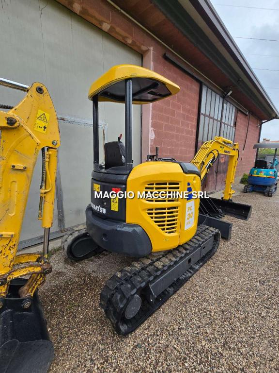 Komatsu PC30 MR-2 Photo 4