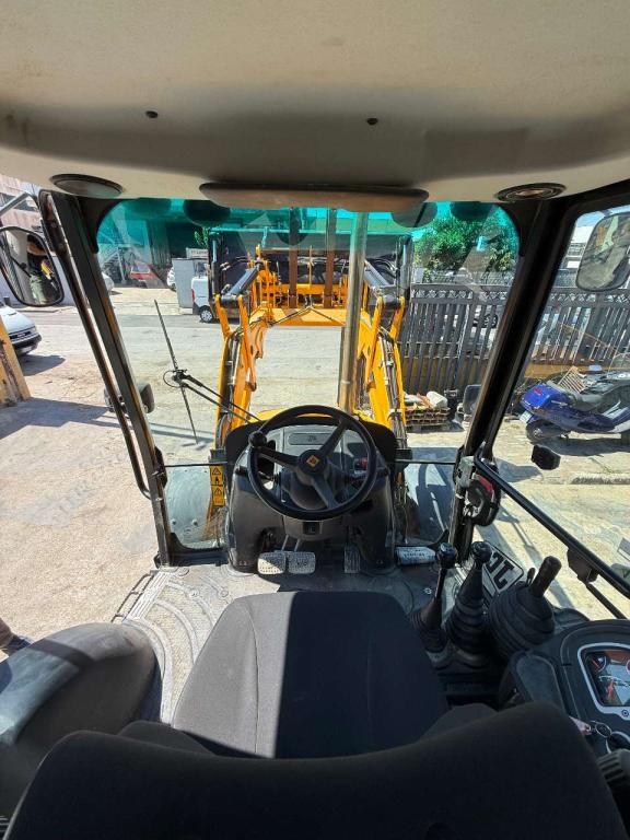 JCB 3CX Photo 26