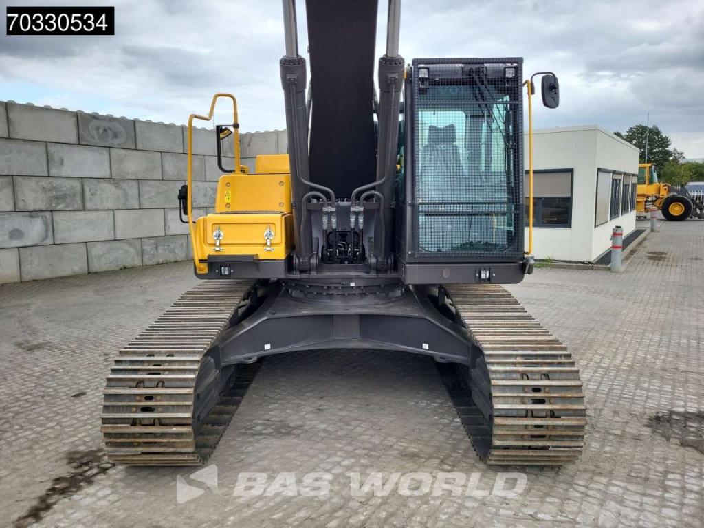 Volvo EC300 D L Photo 10
