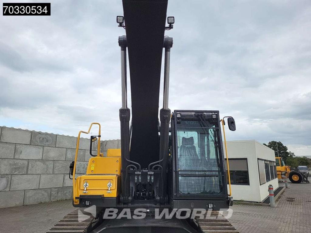 Volvo EC300 D L Photo 9