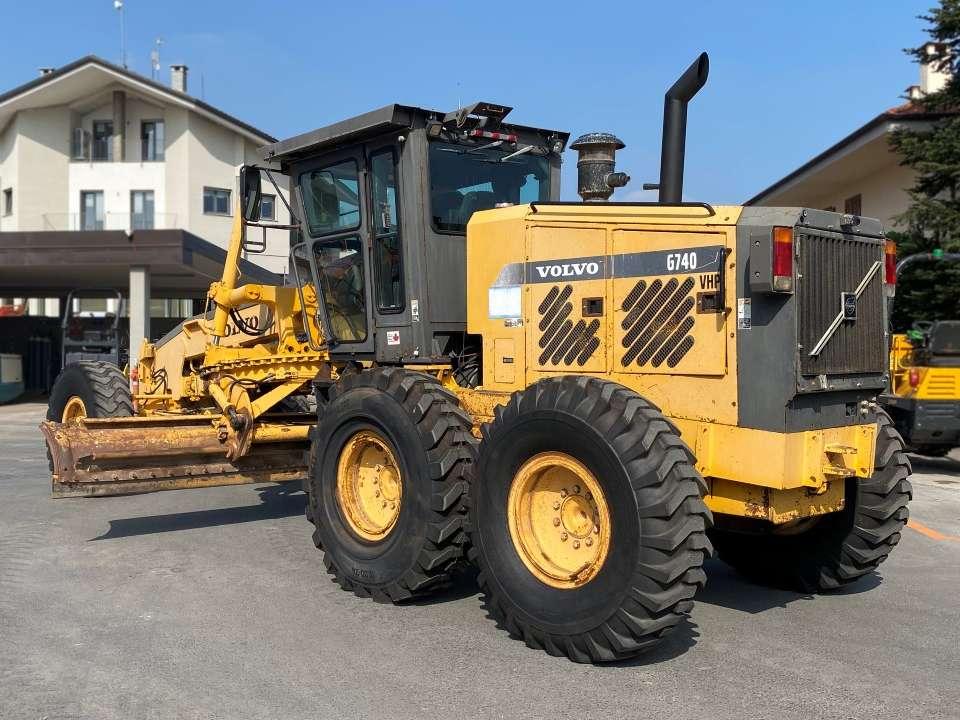 Volvo G740VHP Photo 3