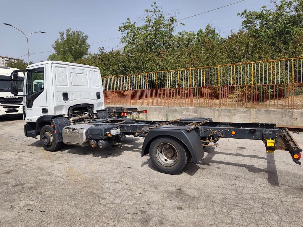 Iveco EUROCARGO 100E19 Photo 6