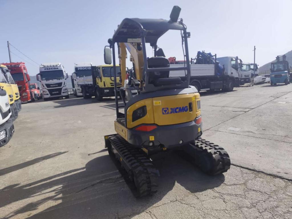 XCMG XE27E Photo 16