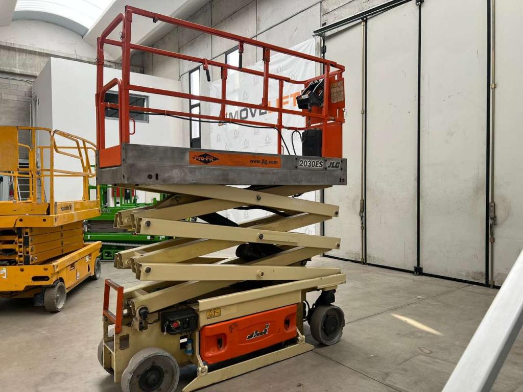 JLG 2030ES Photo 11