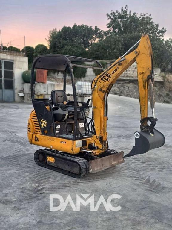 JCB 8017 Photo 4