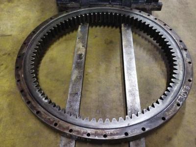 Slewing ring for New Holland E 305 B sold by PRV Ricambi Srl