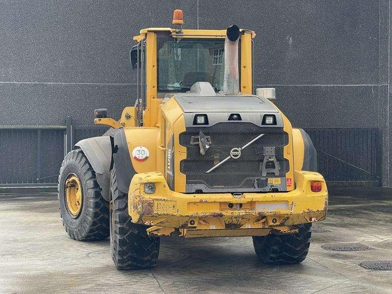 Volvo L 120 G Photo 4