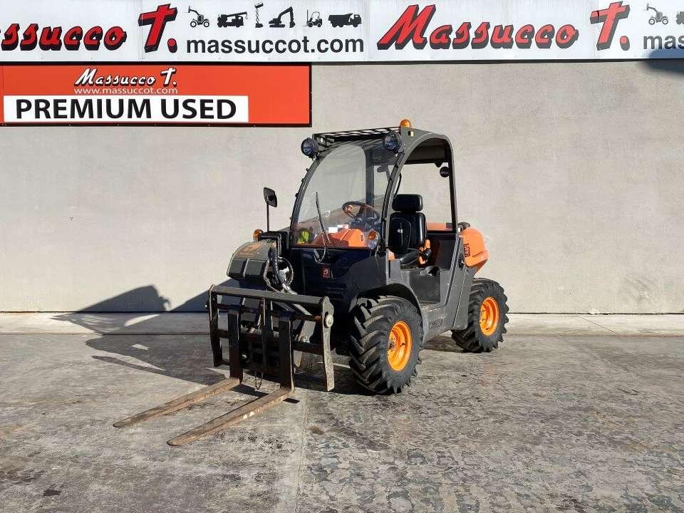 Ausa T144 Photo 1