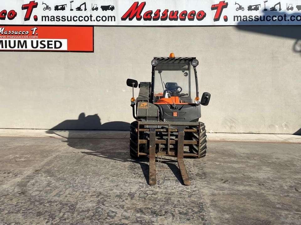 Ausa T144 Photo 15