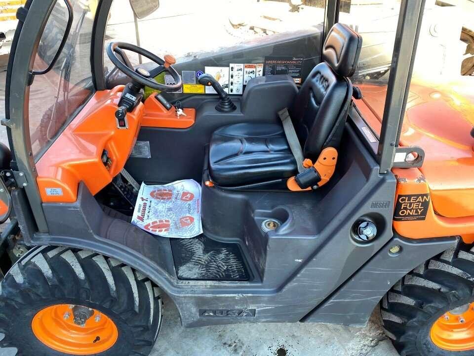 Ausa T144 Photo 8