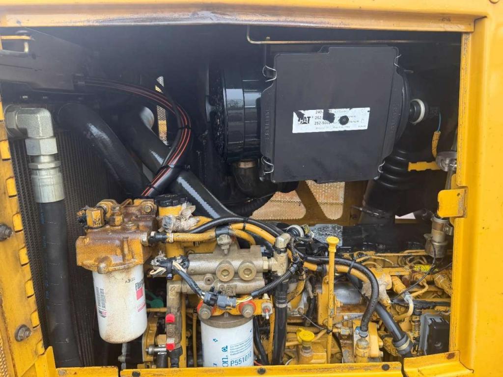 Caterpillar D6K XL Ripper valve // Good condition Photo 22